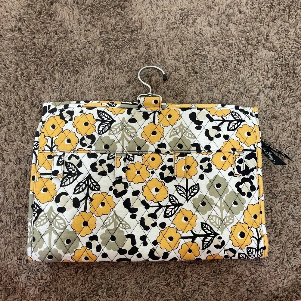 Vera Bradley Go Wild Hanging Jewelry Organizer Floral‎ Leopard Quilted Travel